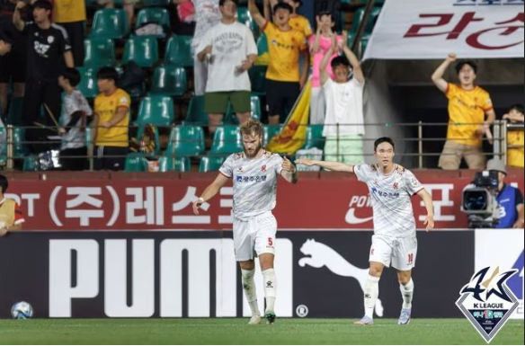 ‘Timo equalizes’ Gwangju, ‘Ko Young-jun scores’ Pohang 1-1 ‘Unbeaten in 6 games and 5 matches’